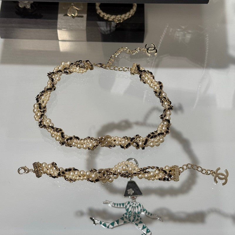 Chanel Pearl Leather Choker 18K Gold Necklace